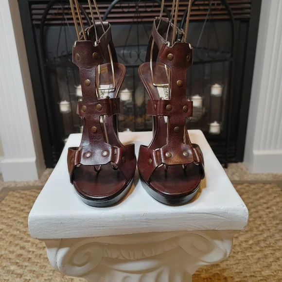 JIMMY CHOO "PRIZE" LEATHER GLADIATOR SANDAL, DK BROWN 37 IT - Picture 3 of 16